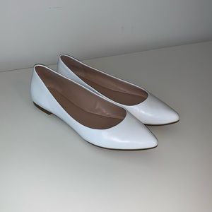 BCBGeneration Millie Flat in White